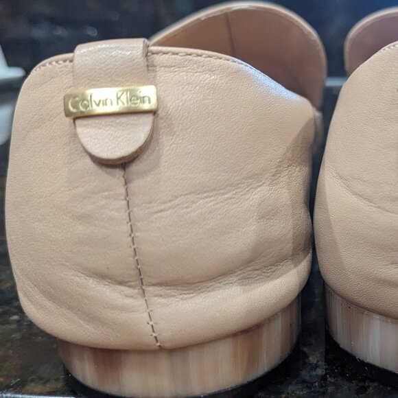 Calvin Klein Elin pointy toe loafer - Picture 5 of 9